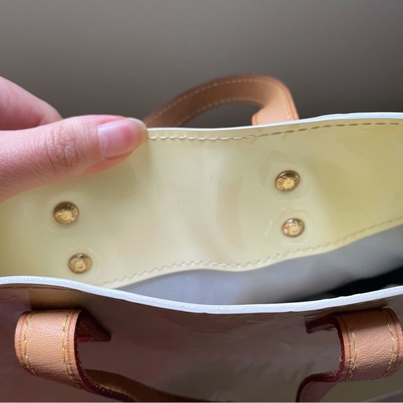 Louis Vuitton authentic small tote (white pearl colour) - Picture 6 of 13